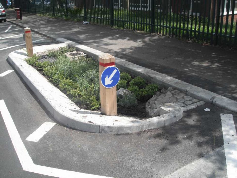 Embleton Road rain garden - credit to Bristol City Council Embleton Road rain garden - credit to Bristol City Council