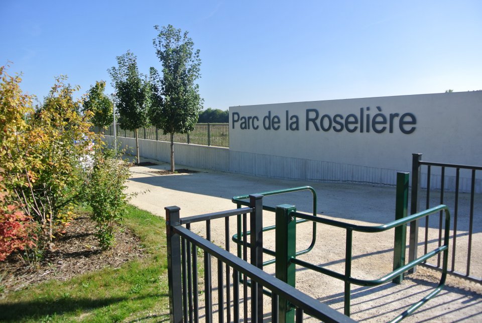 Entrance of the Reed bed Park (Parc de la Roselière)
