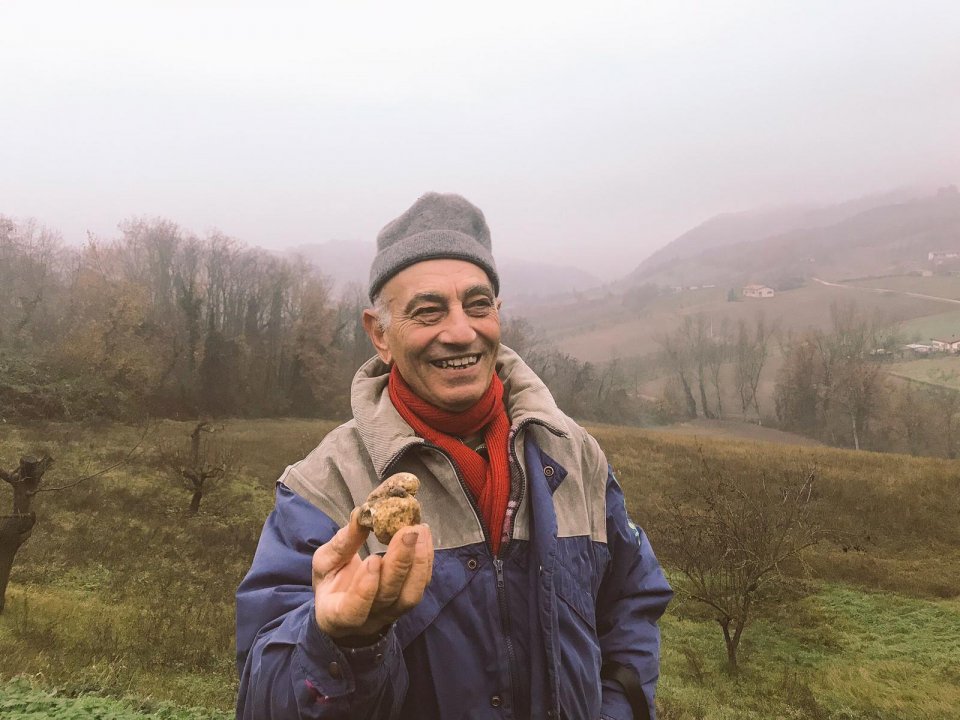 Truffle picker in the Appennines mountain range