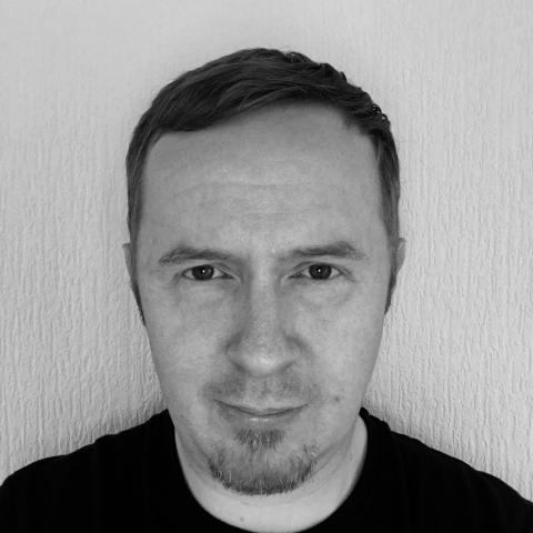 Profile picture for user Paul Mahony