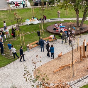 Park Gurko green meeting space