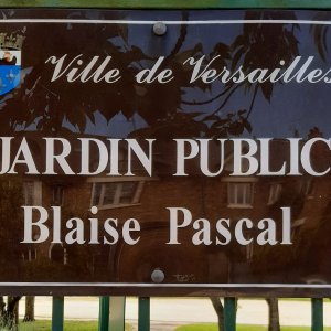 Square Blaise Pascal before NBS
