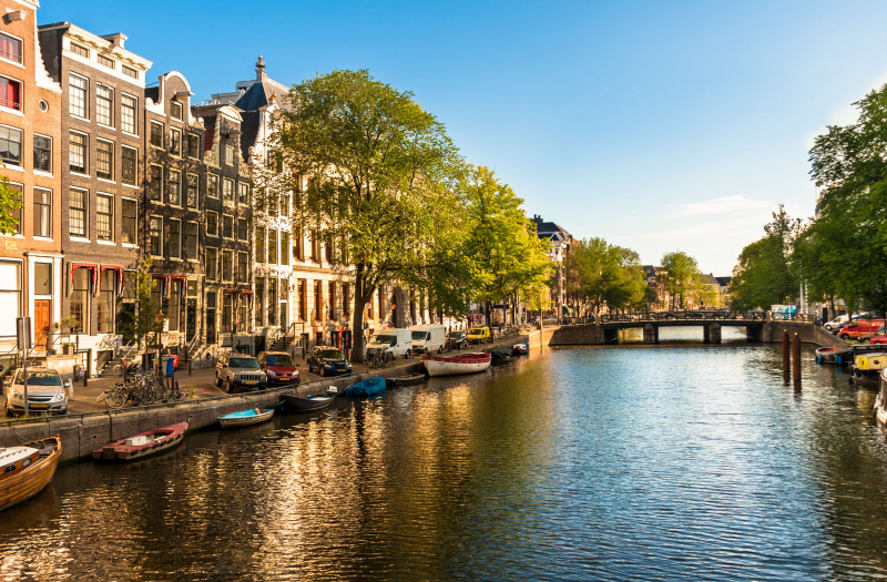 Amsterdam - NBS for greening the city and increasing resilience | Oppla